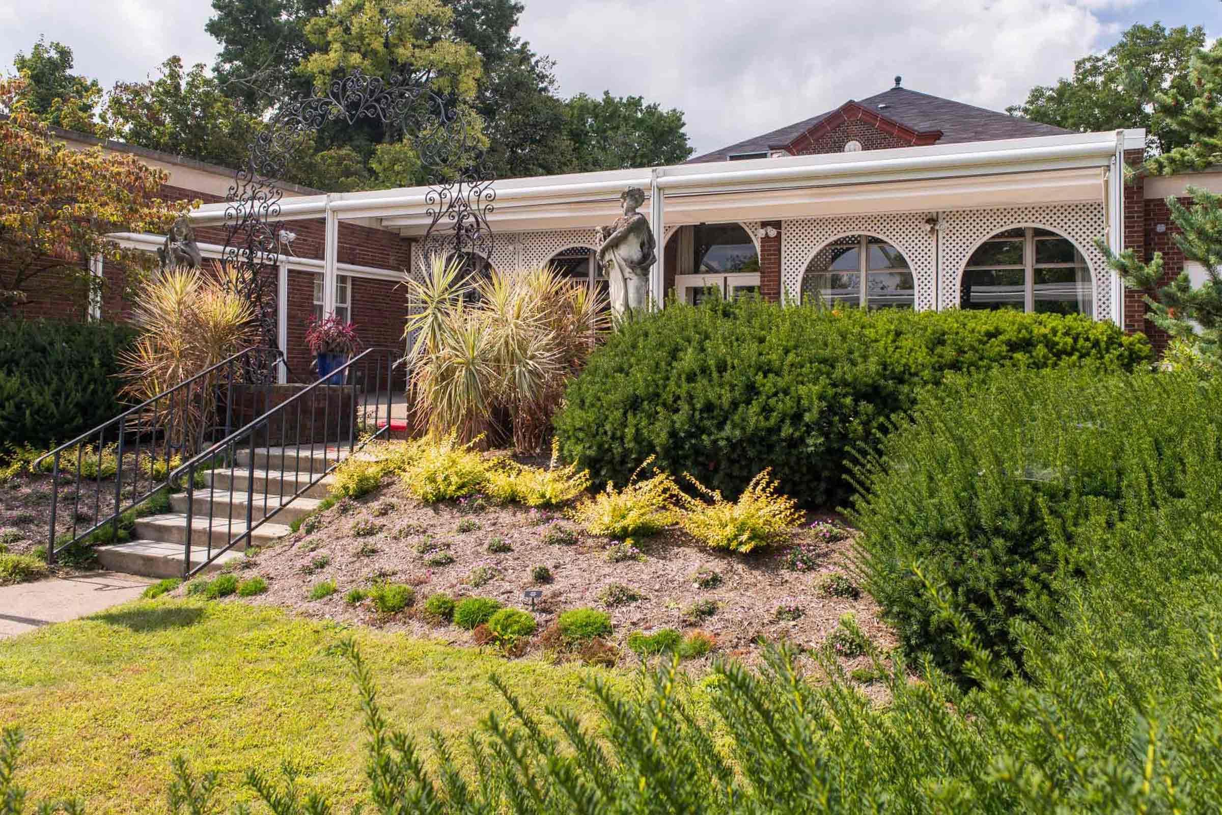 Garden Center Garden Center