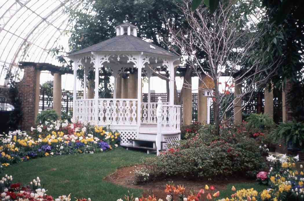 Spring Flower Show 1983: A Victorian Spring