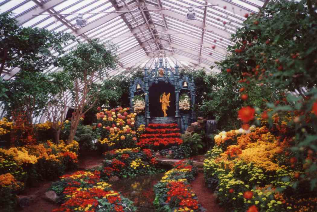 Fall Flower Show 2000: Oktoberfest of Flowers