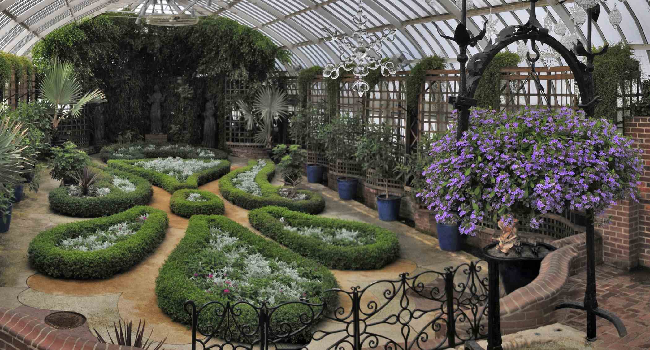 Life in the Gardens: Fräbel Glass at Phipps | Phipps Conservatory