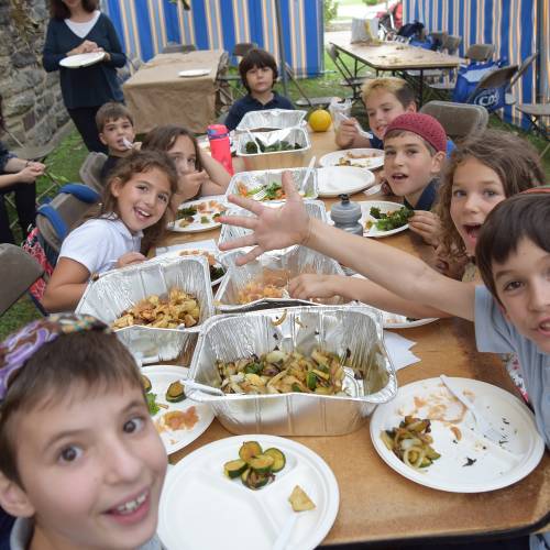 Health in Motion: Community Day School Farm Stand
