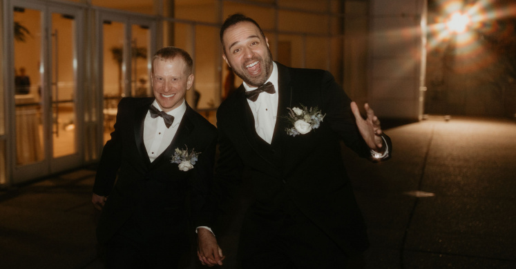 Weddings Under Glass: Miguel and Craig Weddings Under Glass: Miguel and Craig