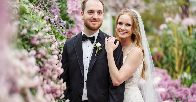 Weddings Under Glass: Ryan and Laura Weddings Under Glass: Ryan and Laura