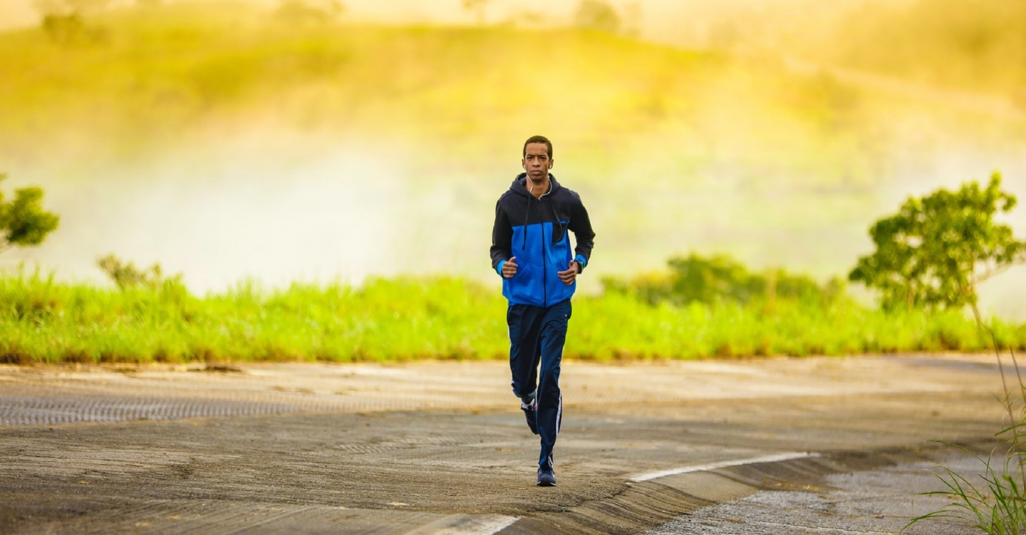 https://www.phipps.conservatory.org/images/made/assets/images/as_blog_image/man_jogging_outside_user_Free-Photos_1494_780_s_c1.jpg