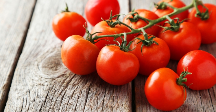 What We’re Cooking With Now: Organic Tomatoes