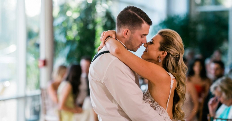 Weddings Under Glass: Deanna and Zack