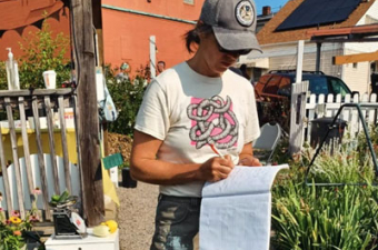 Growing Community Through Food Growing Community Through Food